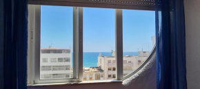 Quarteira seaside